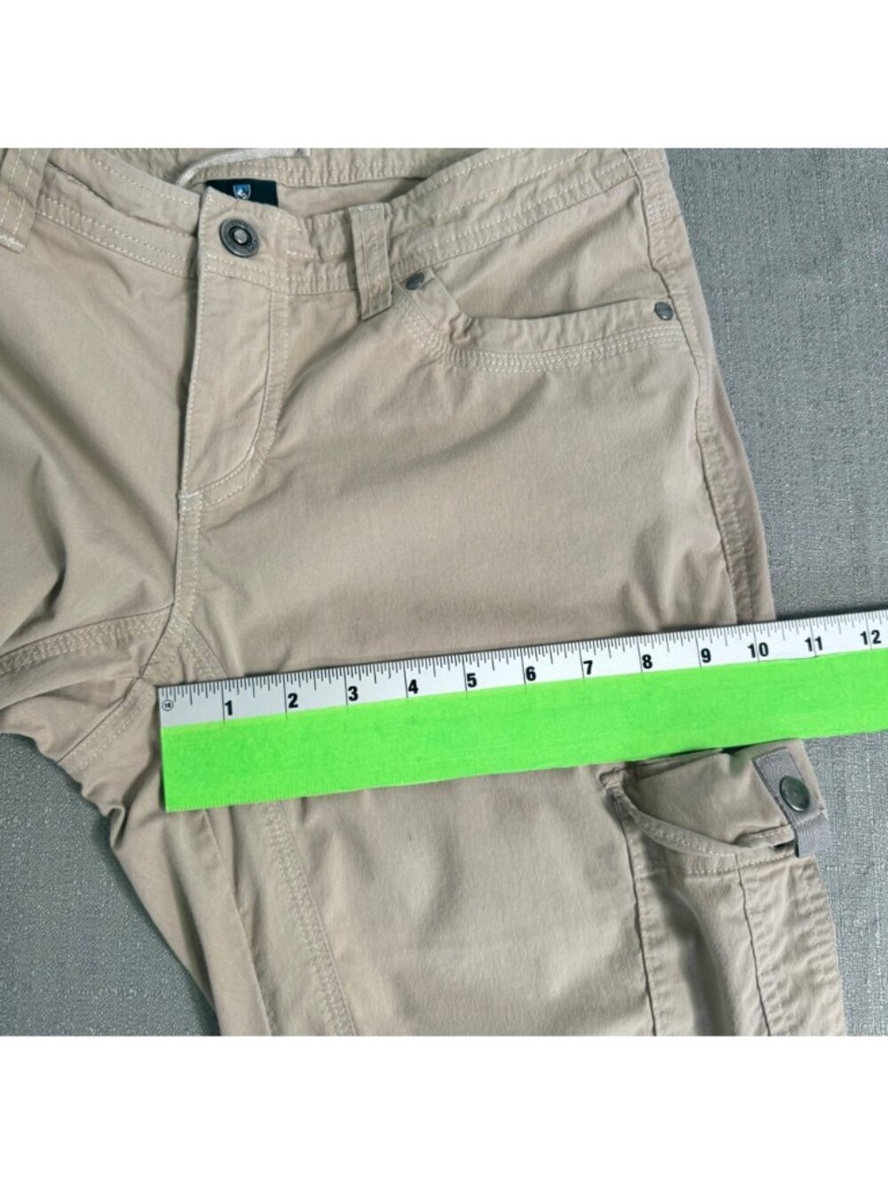 Kühl Womens Cargo Pants Size 10 Short Beige Roll-Up Legs Utility Outdoors - Picture 14 of 16